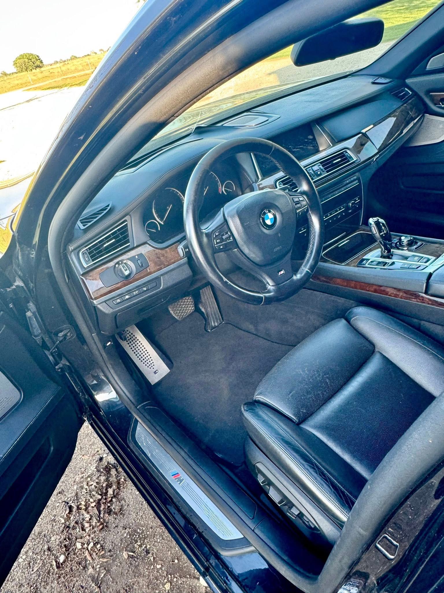 Used 2013 BMW 750Li RWD image 6