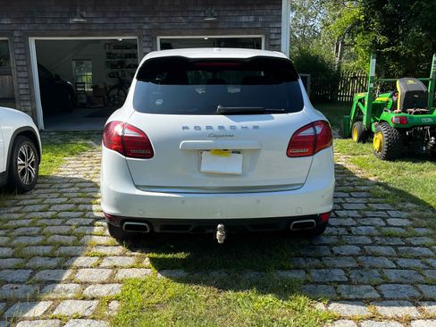 Used 2013 Porsche Cayenne Diesel image 5