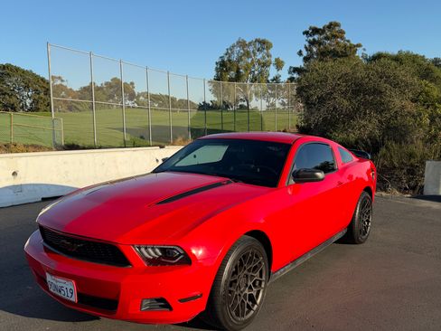 Used 2012 Ford Mustang Coupe 2D w/ Security Pkg image 8