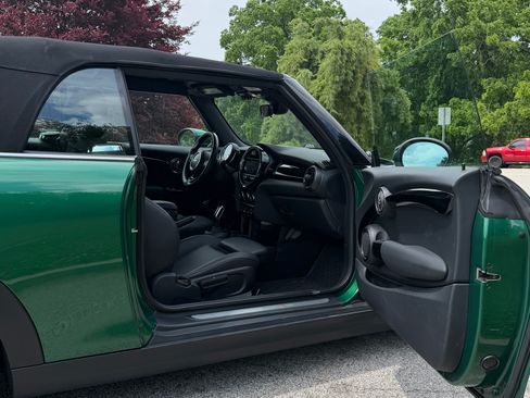 Used 2020 MINI Cooper S FWD image 25