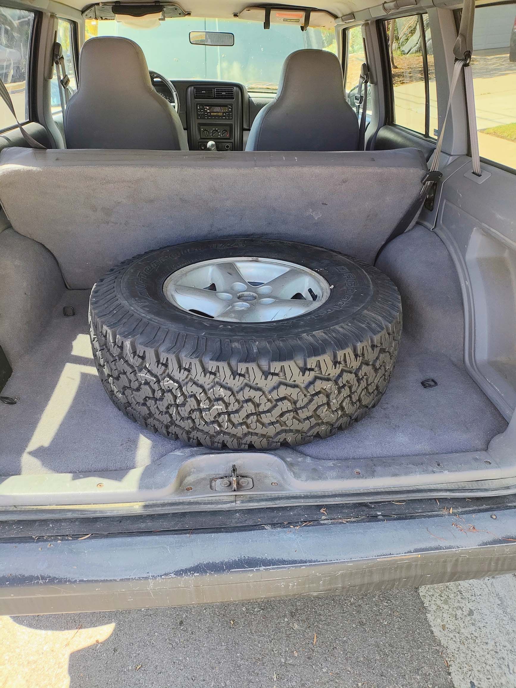 Used 1998 Jeep Cherokee Sport AWD/4WD image 12