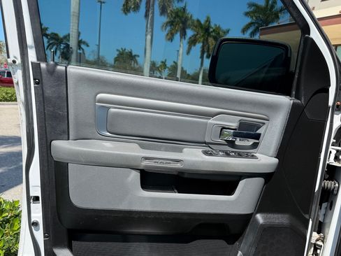 Used 2019 RAM 1500 Big Horn AWD/4WD image 12