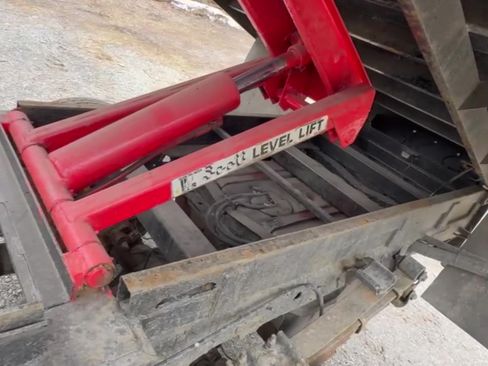 Used 2001 Ford F350 4x4 Regular Cab DRW Super Duty image 12