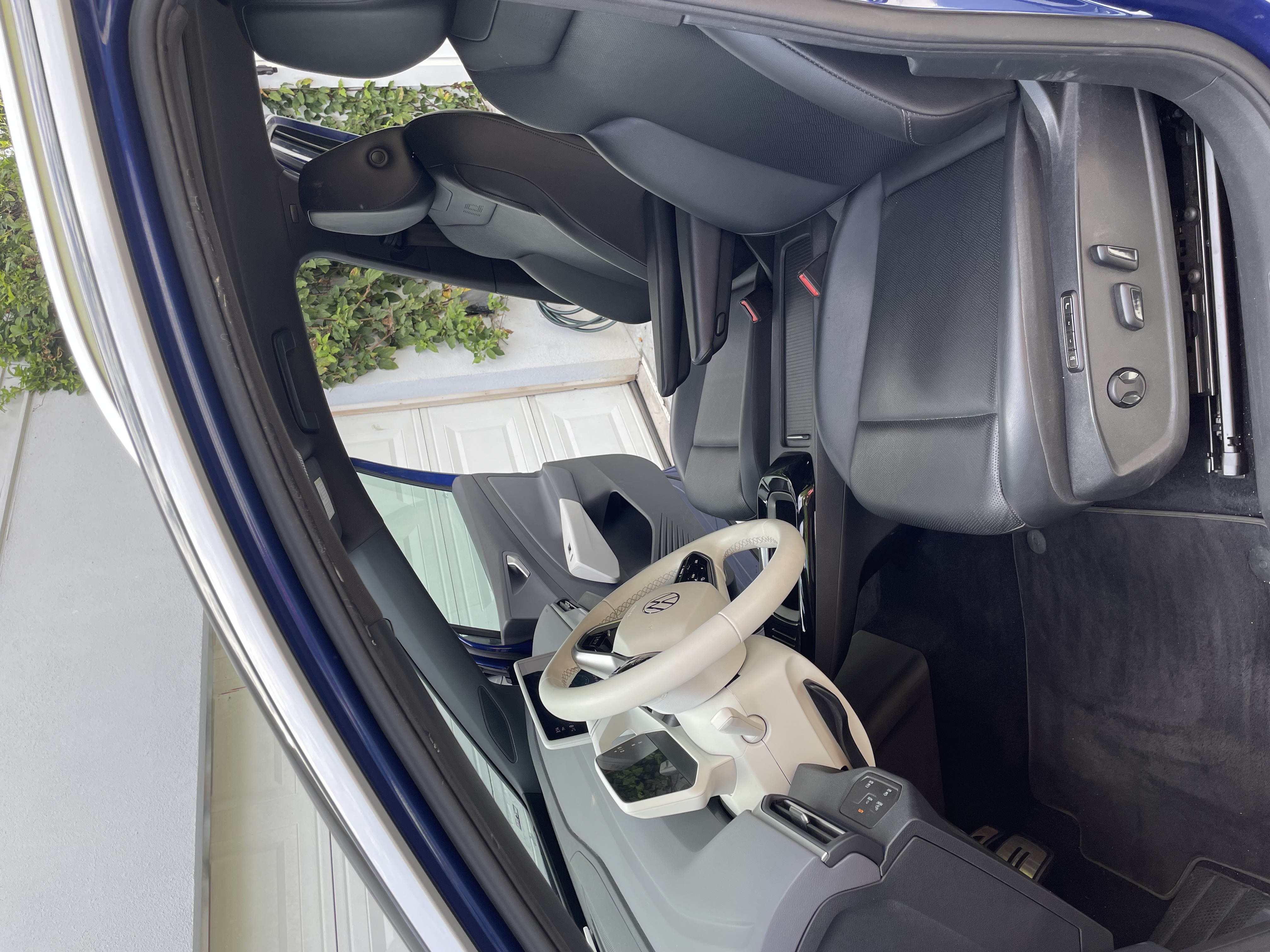 Used 2021 Volkswagen ID.4 1st Edition RWD image 27