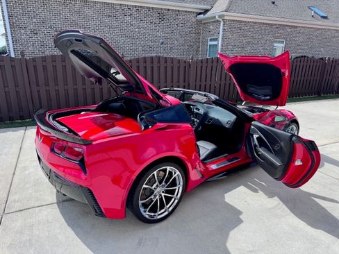 Used 2017 Chevrolet Corvette Grand Sport RWD image 11