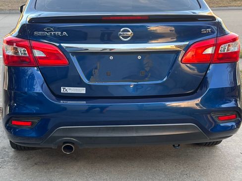 Used 2019 Nissan Sentra SR image 8
