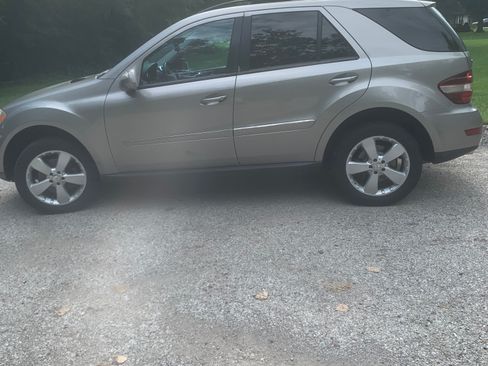 Used 2009 Mercedes-Benz ML 350 4MATIC image 1