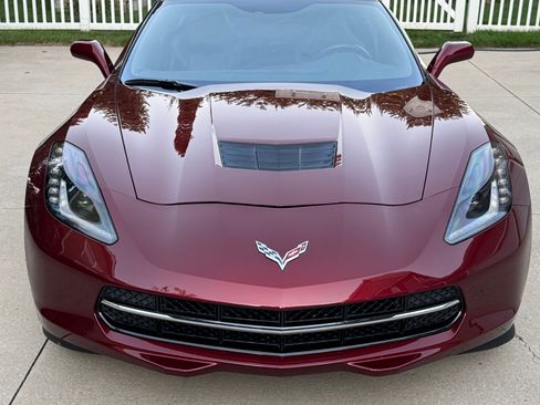 Used 2019 Chevrolet Corvette Stingray Coupe w/ 1LT image 5