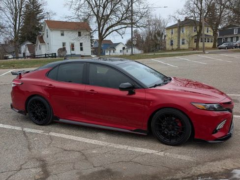 Used 2020 Toyota Camry TRD image 5