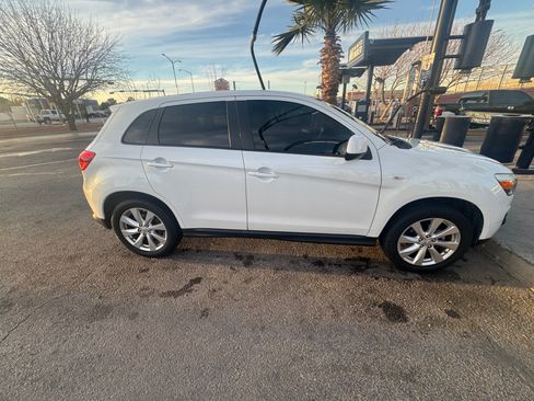 Used 2015 Mitsubishi Outlander Sport ES image 5