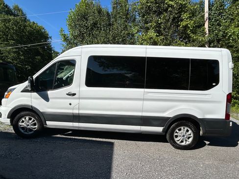 Used 2021 Ford Transit 350 XLT RWD image 1
