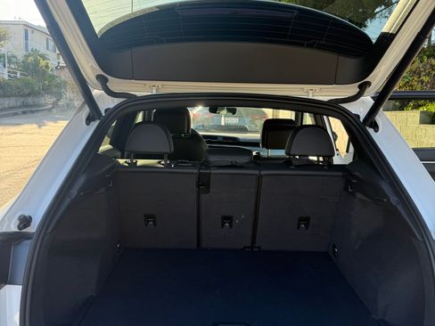 Used 2024 Audi Q3 2.0T Premium Plus image 11