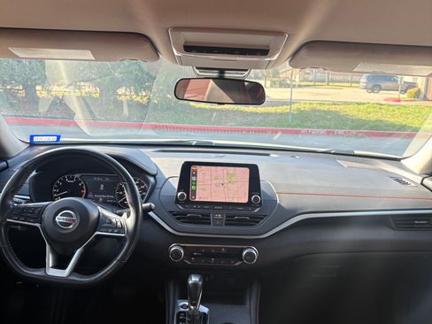 Used 2022 Nissan Altima 2.5 SR image 10