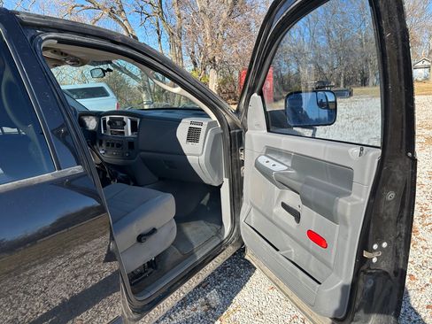 Used 2008 Dodge Ram 2500 Truck SLT image 23