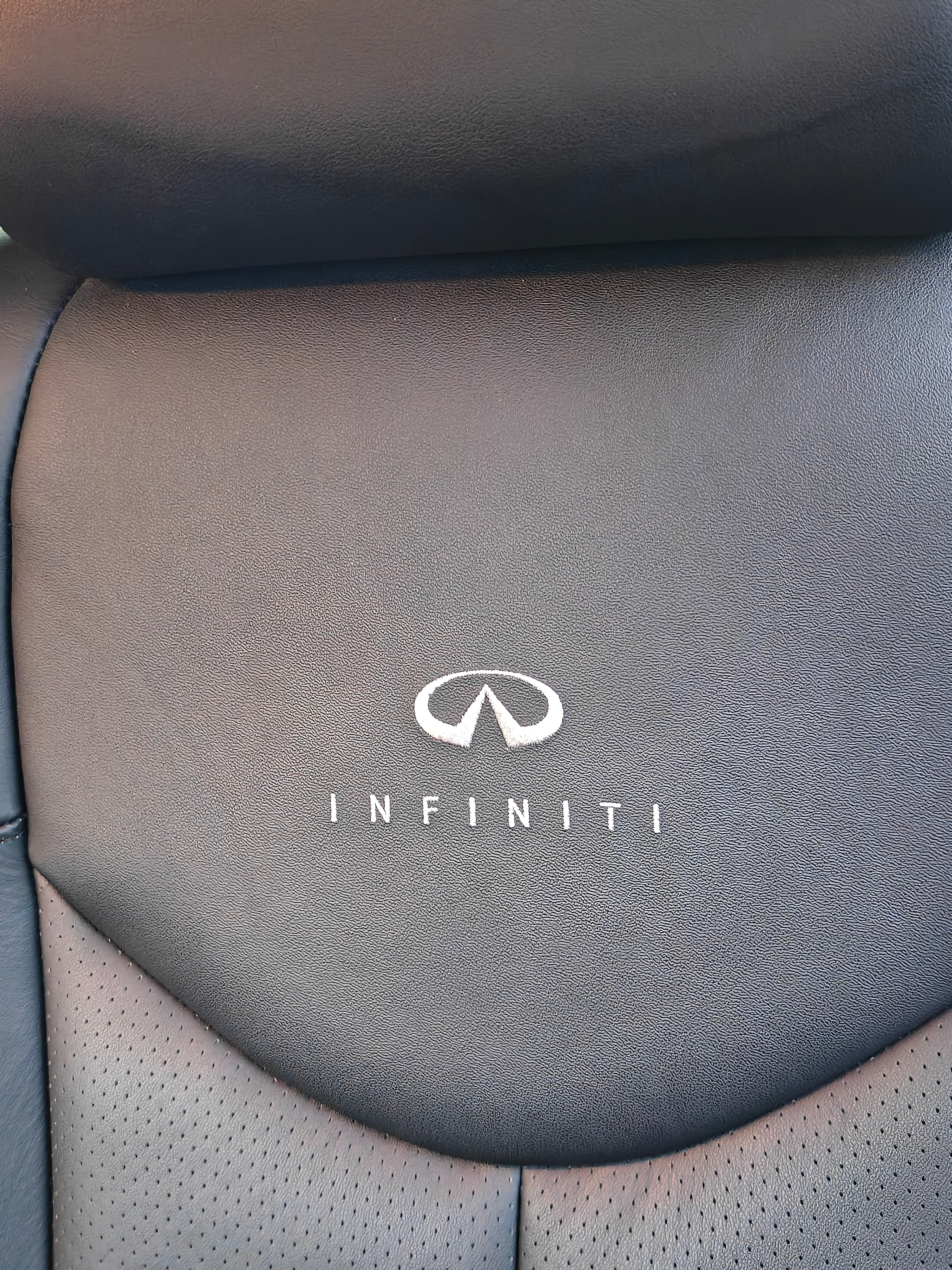 Used 2013 INFINITI G37 Journey w/ Premium Pkg RWD image 16