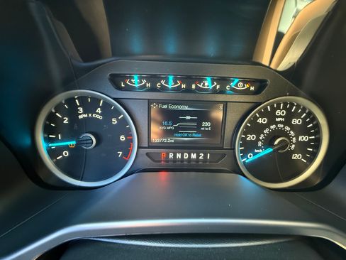 Used 2015 Ford F150 XLT w/ Equipment Group 301A Mid RWD image 29
