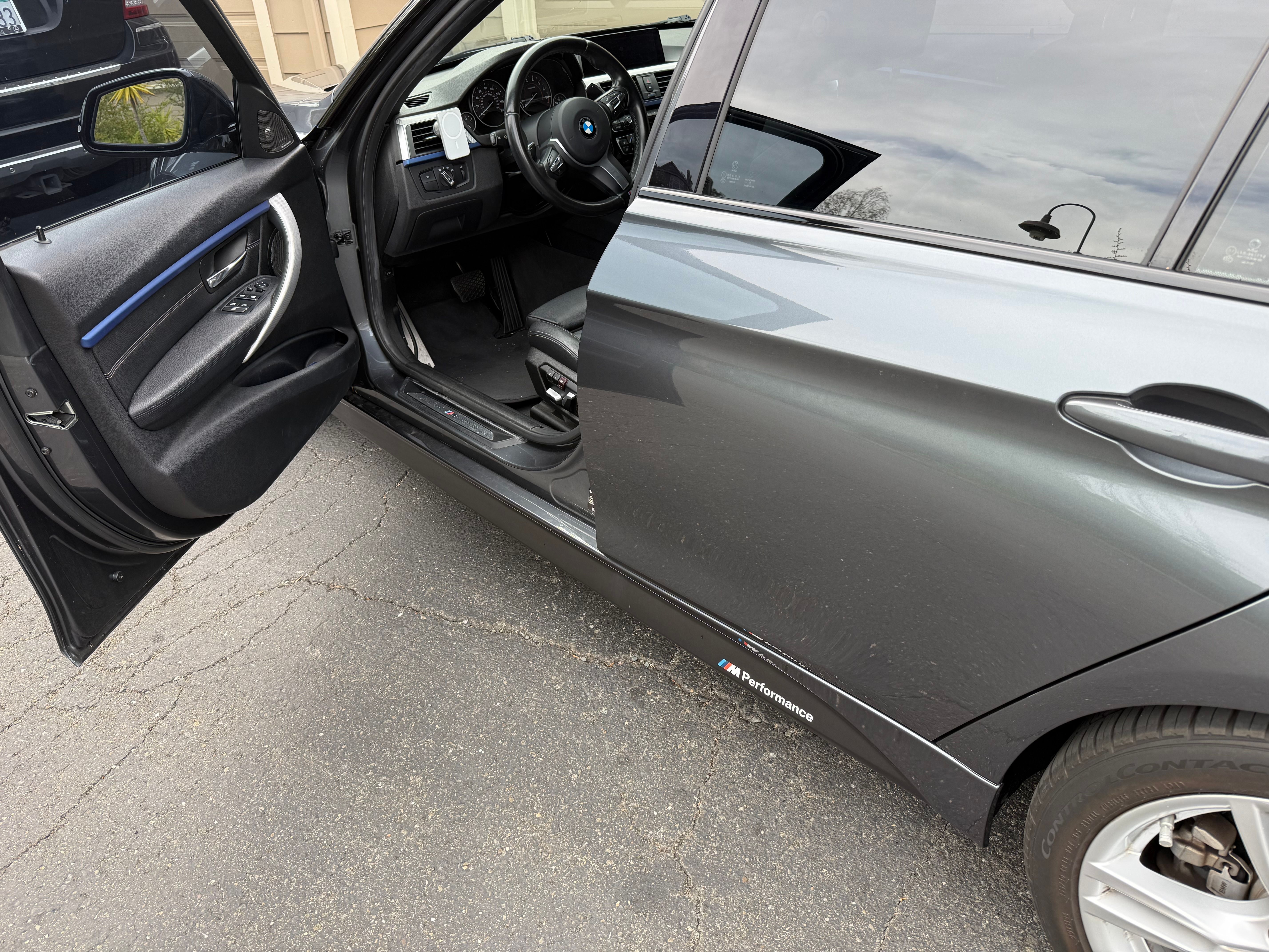 Used 2016 BMW 328i Sedan RWD image 9