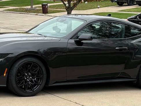 Used 2024 Ford Mustang GT Premium w/ GT Performance Package image 13