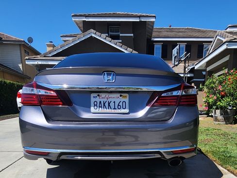 Used 2017 Honda Accord Sport image 20