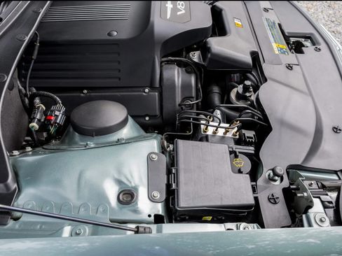 Used 2004 Ford Thunderbird Pacific Coast image 16