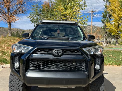 Used 2015 Toyota 4Runner Trail Premium image 9