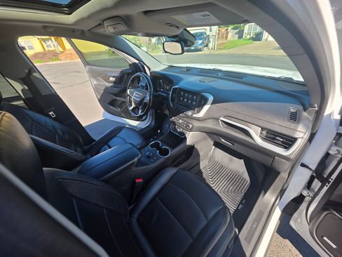 Used 2018 GMC Terrain SLT w/ Infotainment Package II image 6