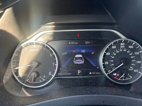 Used 2018 Nissan Murano SV image 4