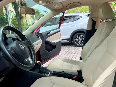 Used 2013 Volkswagen Jetta SE image 14