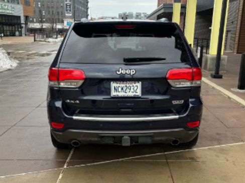 Used 2018 Jeep Grand Cherokee Limited image 5