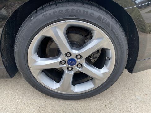 Used 2016 Ford Fusion SE w/ Equipment Group 201A image 5