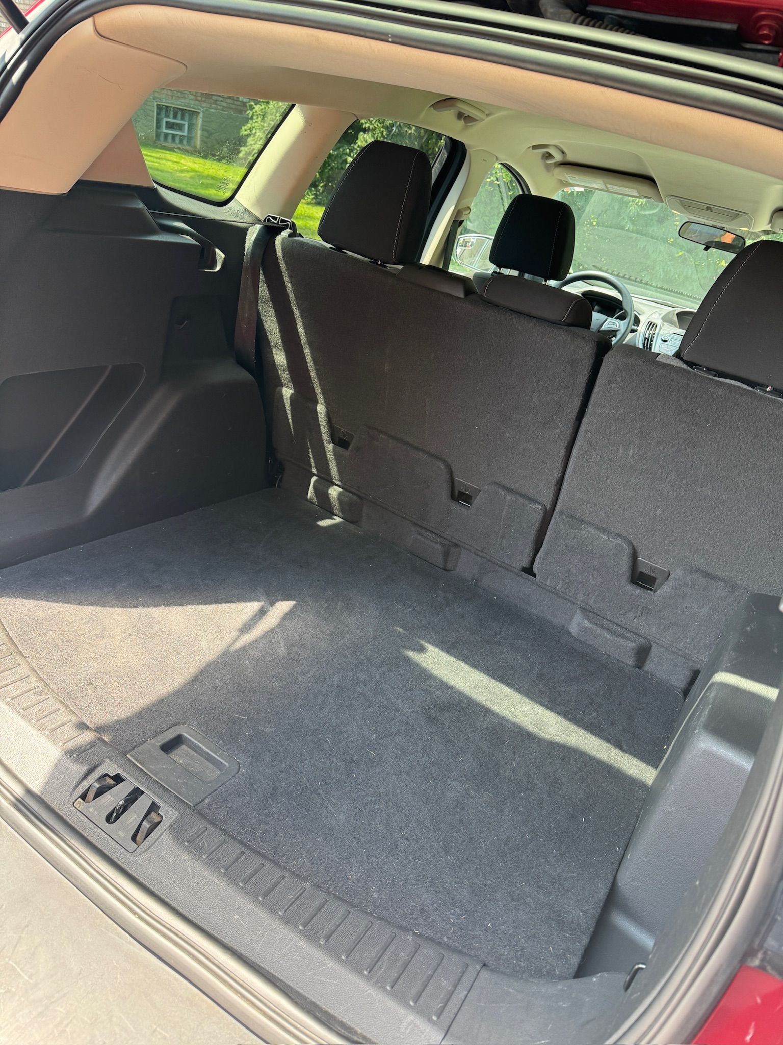 Used 2017 Ford Escape SE FWD image 18