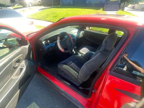 Used 2001 Chevrolet Monte Carlo LS w/ Preferred Equipment Group 1 image 6