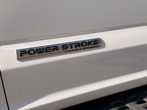 Used 2019 Ford F150 XLT w/ Equipment Group 302A Luxury image 10