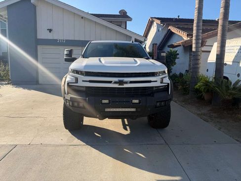 Used 2021 Chevrolet Silverado 1500 RST image 5