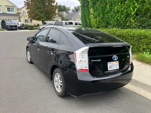 Used 2010 Toyota Prius Five image 6