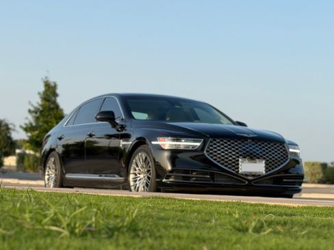 Used 2022 Genesis G90 3.3T Premium RWD image 10