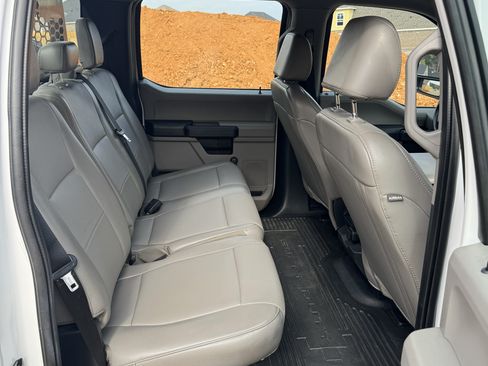 Used 2022 Ford F250 XL image 8