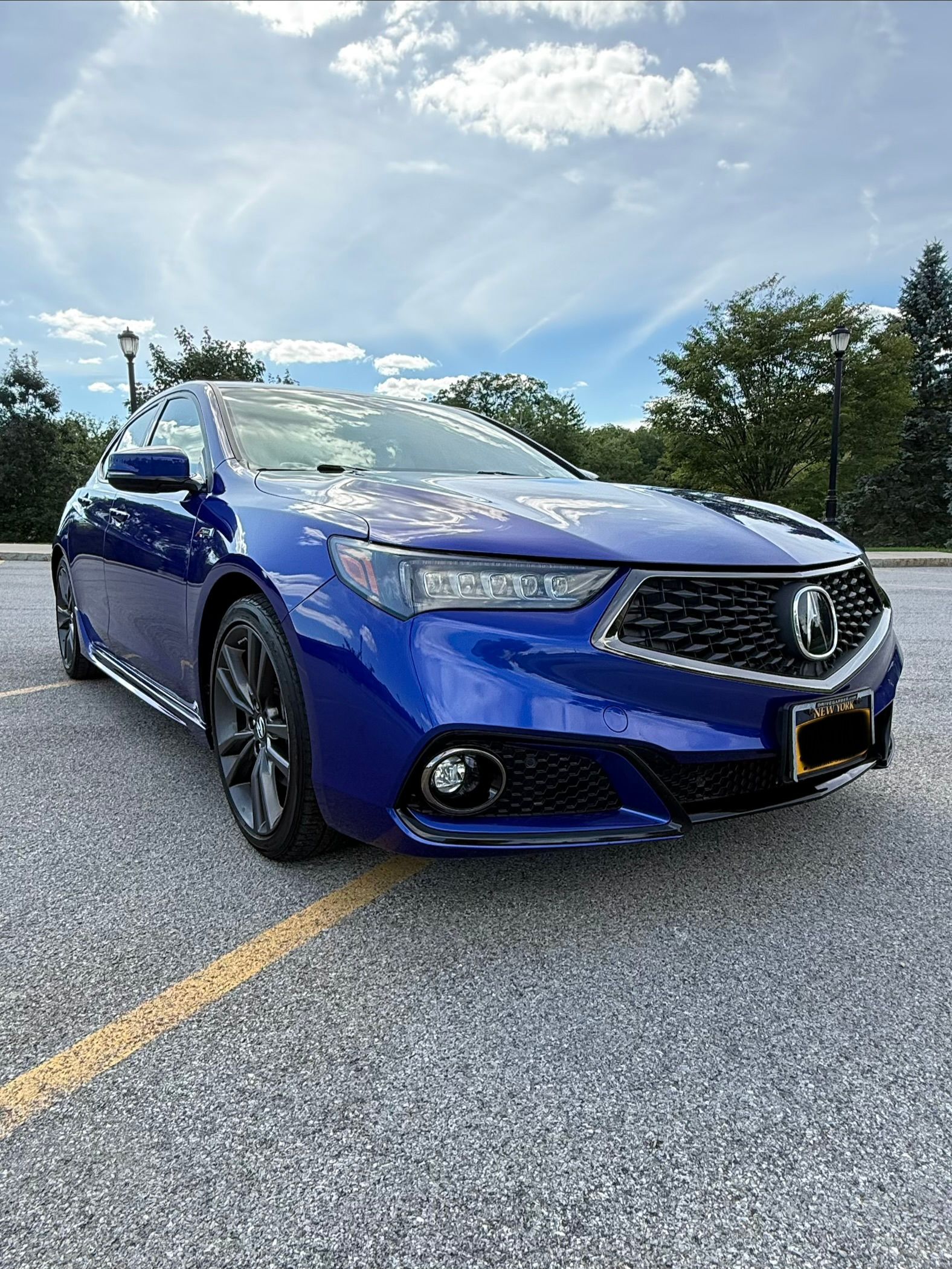 Used 2019 Acura TLX w/ Technology & A-SPEC Package FWD image 10