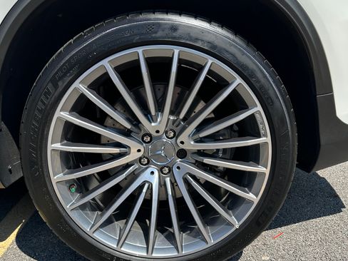 Used 2020 Mercedes-Benz GLC 63 AMG 4MATIC image 12