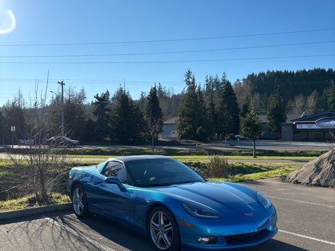 Used 2008 Chevrolet Corvette Coupe w/ Preferred Equipment Group image 11