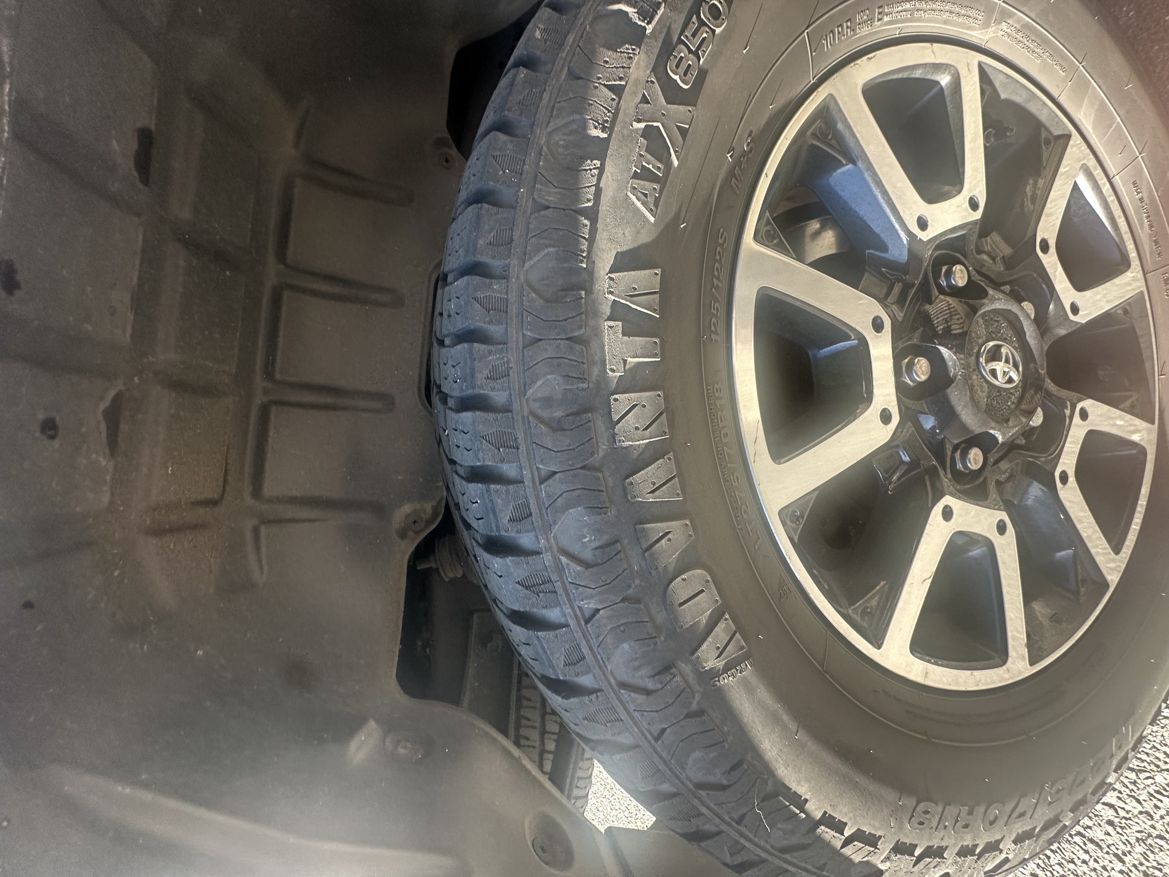 Used 2017 Toyota Tundra SR5 w/ TRD Off Road Package AWD/4WD image 6