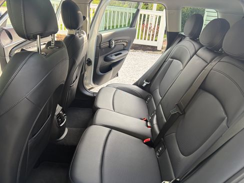 Used 2019 MINI Cooper Clubman S FWD image 11