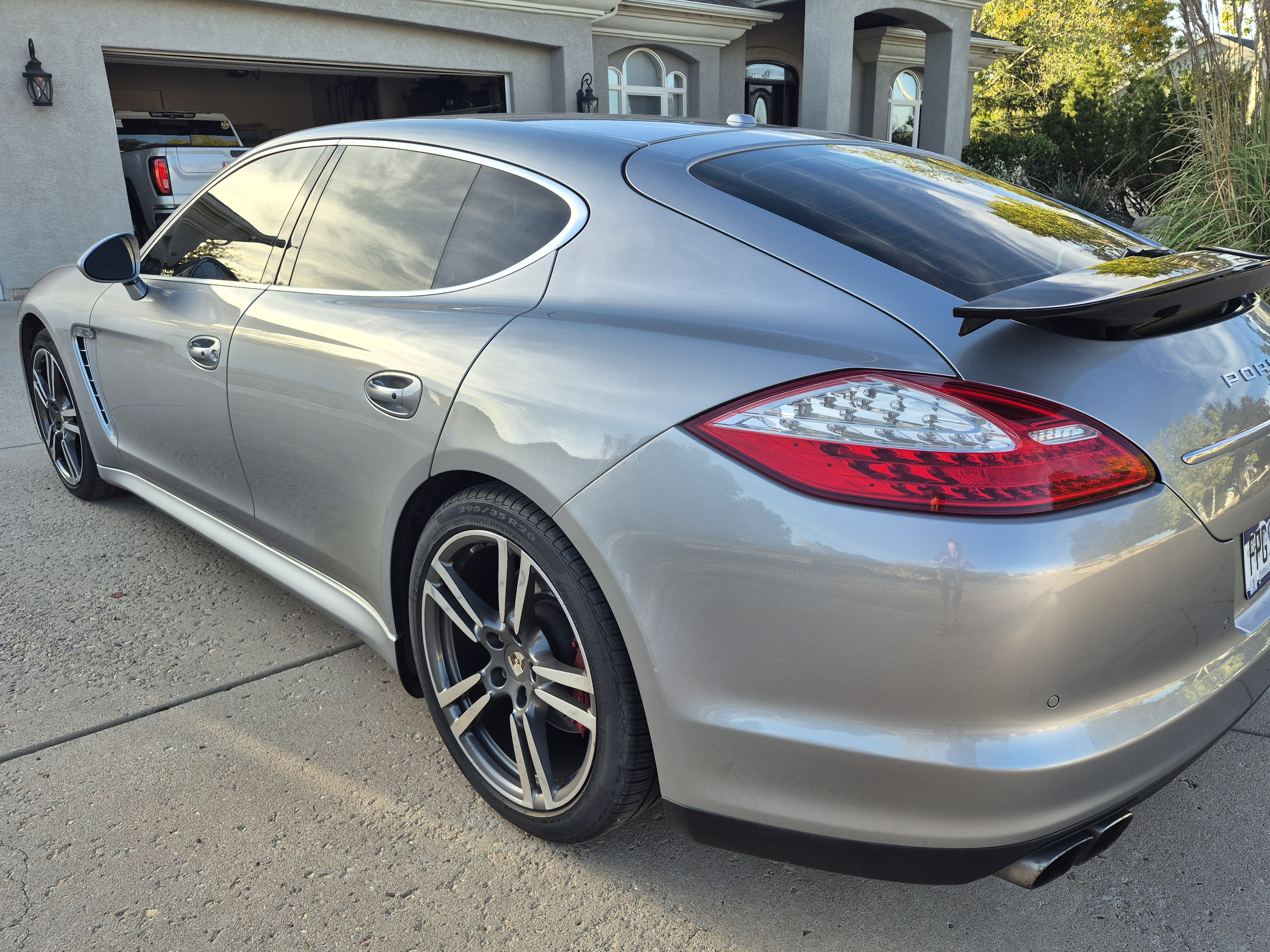 Used 2010 Porsche Panamera Turbo AWD/4WD image 10