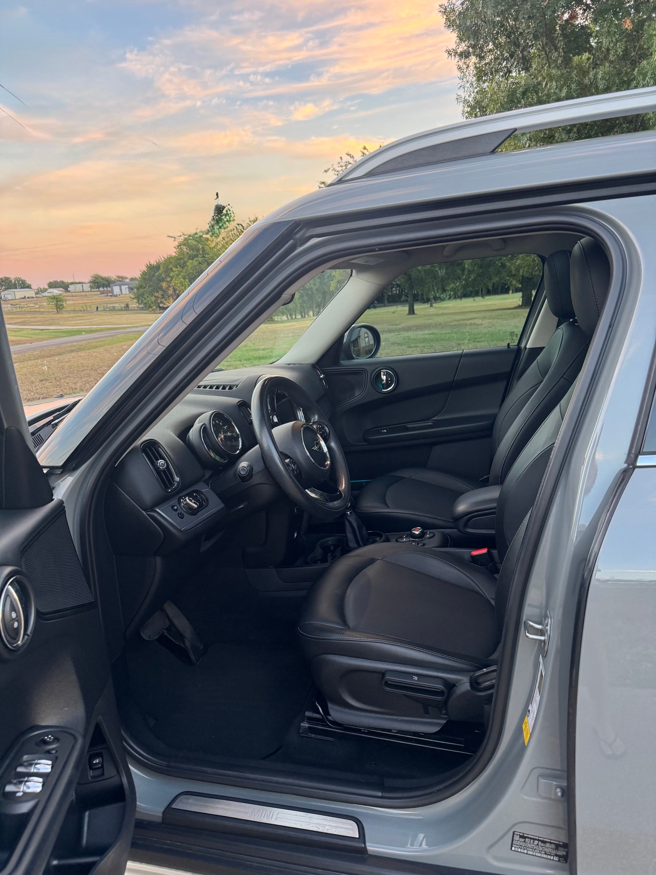 Used 2019 MINI Cooper Countryman FWD image 13