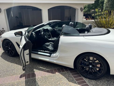 Used 2019 BMW M850i xDrive Convertible AWD/4WD image 9