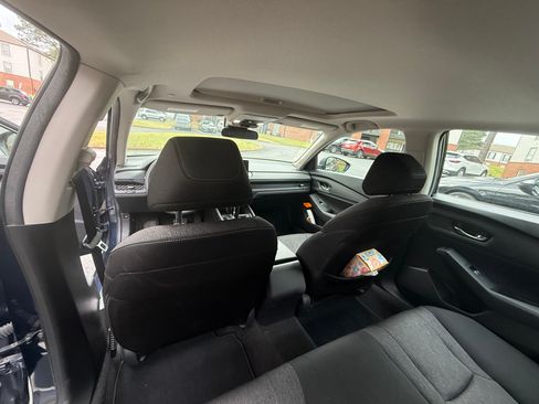 Used 2024 Honda Accord EX image 9