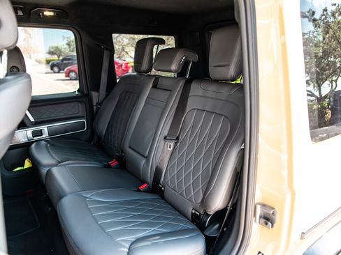 Used 2022 Mercedes-Benz G 550 image 16