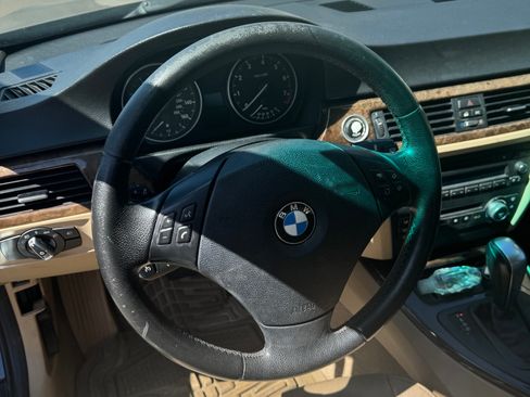 Used 2009 BMW 328i Sedan RWD image 9