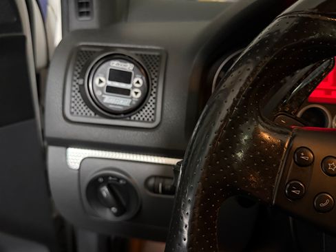 Used 2008 Volkswagen R32 AWD/4WD image 19