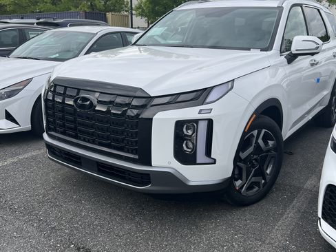 Used 2023 Hyundai Palisade SEL image 1